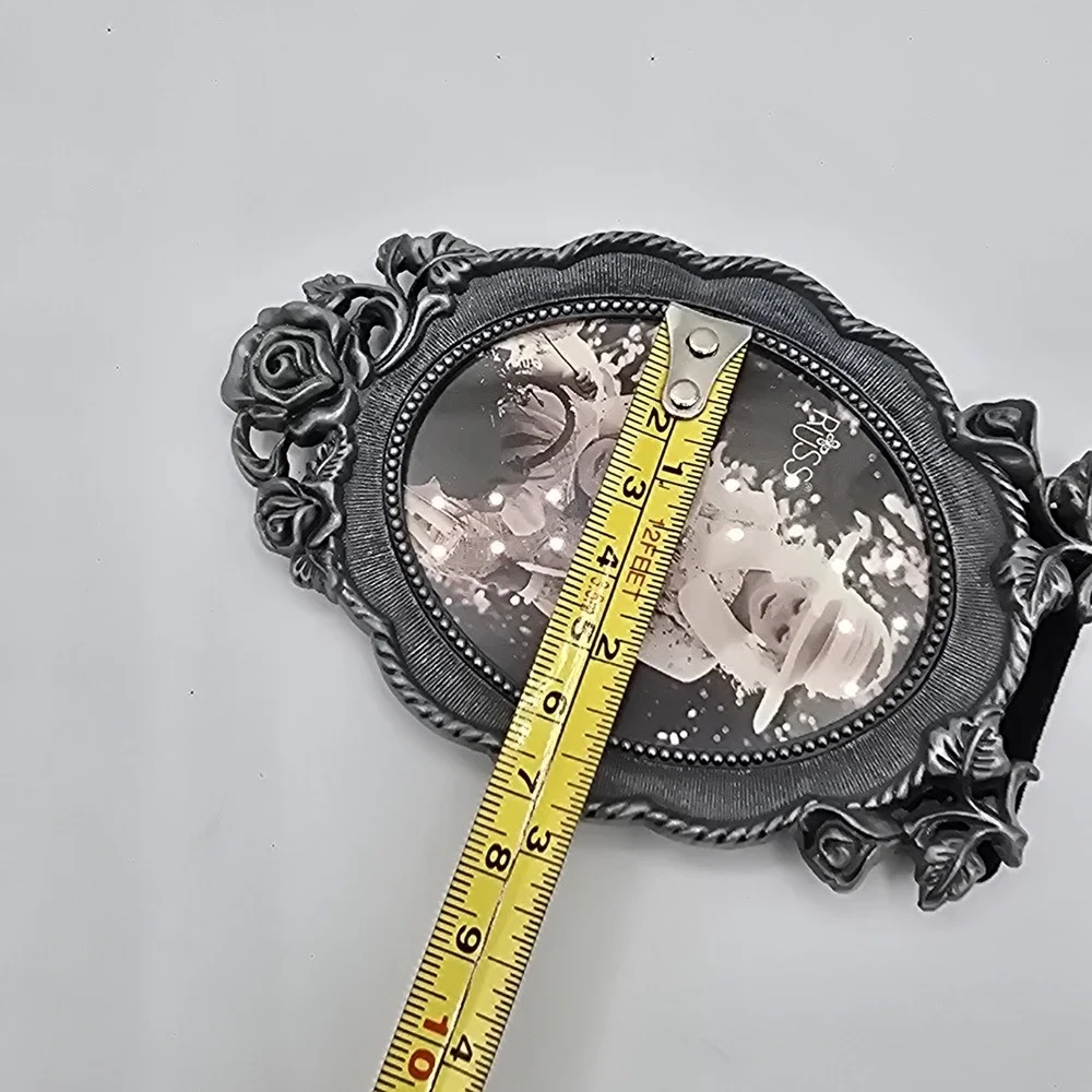 Vtg‎ Ornate Metal Floral Photo Picture Frame Free Standing